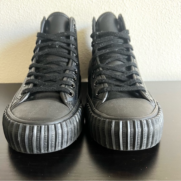 PF Flyers Unisex Black Sandlot Center Slip Resistant Hi Top Sneaker M 6 / W 7.5. - Picture 2 of 8